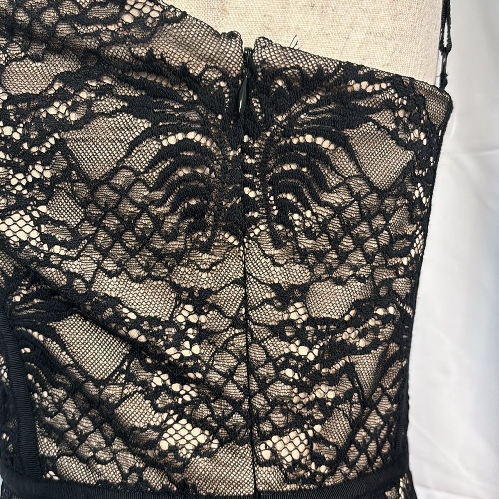 Ali & Jay Desert at Dusk Black Lace Mini Dress Size M - Picture 6 of 10